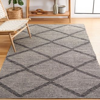 Safavieh Montauk Hand Made Area rug, Black Contemporary Style Non-Shedding