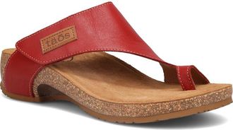 Taos Loop Toe Loop Sandal in Red at Nordstrom, Size 6-6.5Us