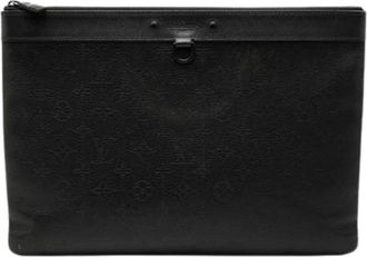 Louis Vuitton Pre-owned Clutches, female, Black, Size: ONE SIZE Pre-owned The Discovery Pochette