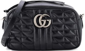 Gucci Borsa a tracolla GG Marmont piccola in pelle matelass&eacute; - Nero