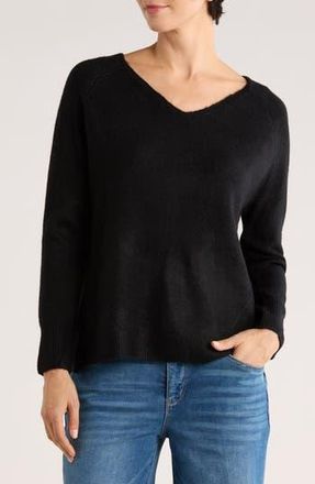 Halogen V-Neck Sweater in Rich Black at Nordstrom Rack, Size X-Large