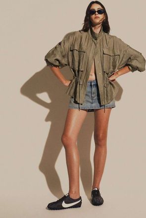 Asos Camicia giacca verde testurizzata con coulisse in vita e collo a imbuto-***