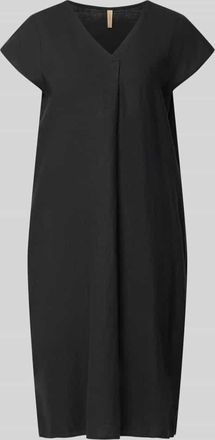 Soyaconcept Knielanges Leinenkleid mit V-Ausschnitt Modell Ina in Black, Gr&ouml;&szlig;e XXL