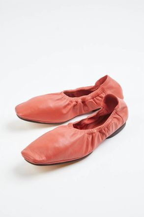 Mari Giudicelli Travel Ballerina In Coral