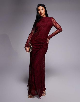 Asos Vestito lungo a maniche lunghe in pizzo bordeaux con scollo a barchetta e cuciture arricciate sui lati-Rosso