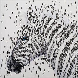 Schubiger M&ouml;bel Bild Zebra Aus Menschen 2