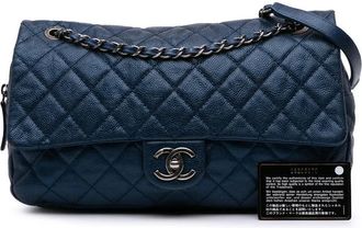 Chanel Hobo Bags - 2013-2014 Jumbo Quilted Iridescent Caviar Easy Fla - Gr. unisize - in Blau - für Damen