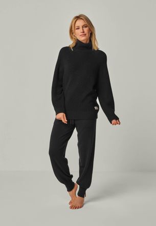 You Look Perfect LOUNGEWEAR SET - Pullover Eve & Pants Bella