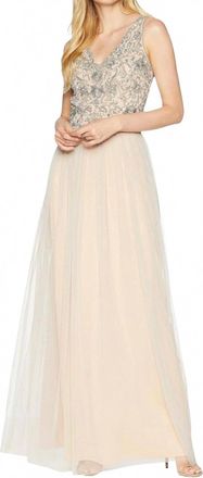 Adrianna Papell Beaded Sleeveless V-Neck Bodice Gown Dress In Silver Nude