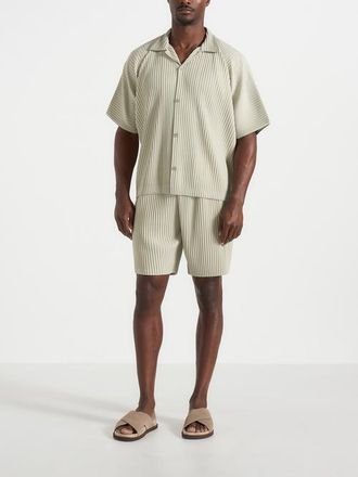 Mani&egrave;re De Voir Drew Pleated Shorts in Sage at Nordstrom, Size X-Small/small