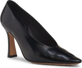 Bottega Veneta Cushion Pump in 1000 Black at Nordstrom, Size 10.5Us