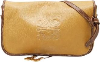 Loewe Pre-owned Cross Body Bags, female, Yellow, Size: ONE SIZE Pre-owned Anagram Leather Shoulder Bag