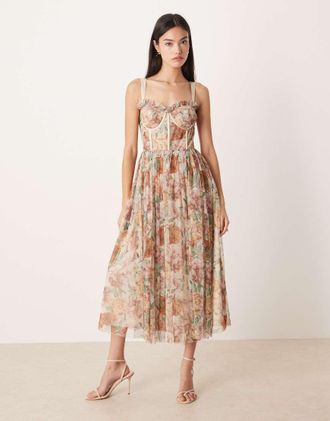 Lace & Beads Vestito midi a corsetto da damigella in tulle a fiori marrone tenue