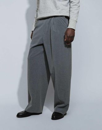 Weekday pantaloni sartoriali oversize a righe sottili grigie-Grigio