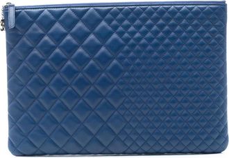 Chanel Pre-owned Clutches, female, Blue, Size: ONE SIZE Pre-owned Quilted Pouch