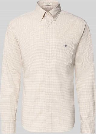 GANT Slim Fit Freizeithemd mit Logo-Stitching in Beige, Gr&ouml;&szlig;e XXXL