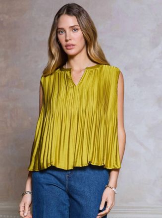 Current Air Pleated Sleeveless Cropped Top In Amber Haze