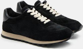 Le Monde Beryl Womens Slim Runner Shoes In Black