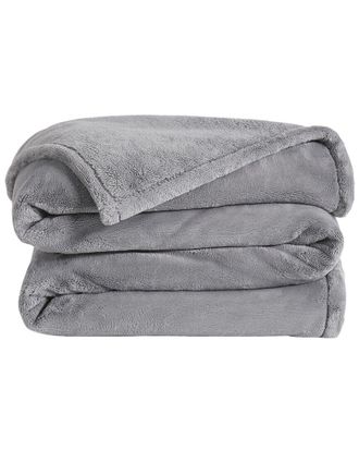 Royal Velvet Lavish Plush Solid Blanket