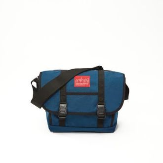 Manhattan Portage NY Messenger Bag JR in Navy at Nordstrom, Size Medium