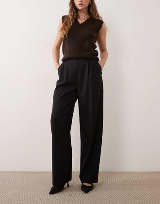 Arket pantaloni sartoriali dritti in lana stretch neri-Nero