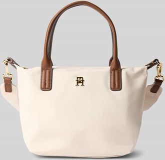 Tommy Hilfiger Umh&auml;ngetasche mit Logo-Applikation in Ecru, Gr&ouml;&szlig;e 1