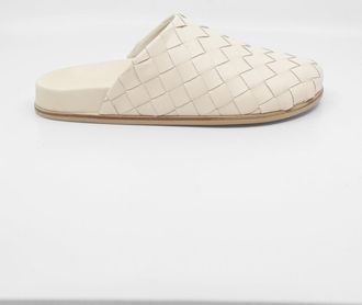 Intentionally blank Womens Aggie Slip On Mules In Cream