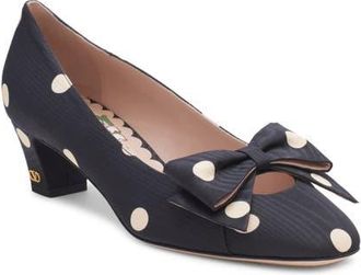 Valentino Garavani Bowow Décolleté Pump in Bmt Nero-Burro at Nordstrom, Size 10.5Us