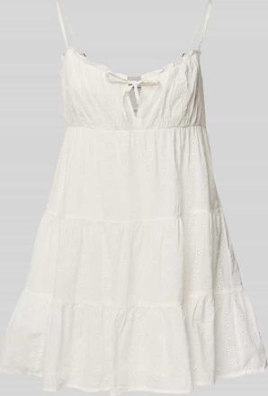 Review Minikleid mit Lochstickerei in Weiss, Gr&ouml;&szlig;e XL