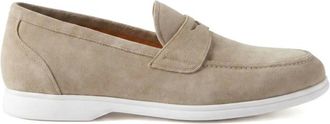 Kiton Schoenen, Heren, Beige, 44 EU, Leer, Mocassino Kalfsleer