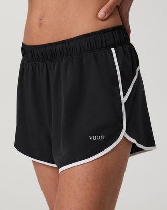 Vuori Clothing Set Point Layering Shorts 3.5 | Limelight | XS, Size Extra Small