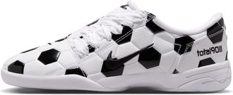 Nike Womens Total 90 Shoes in White | IO2388-100