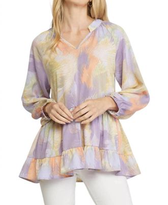 Entro V-Neck Tiered Top In Lavender Blue