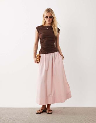 Arket Gonna lunga a pieghe in puro cotone rosa chiaro con spacco