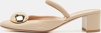 Gianvito Rossi Beige Leather Sphera Block Heel Pumps