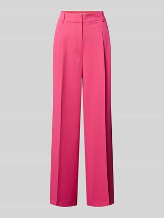 Christian Berg Wide Fit Stoffhose mit B&uuml;gelfalten in Pink, Gr&ouml;&szlig;e 34
