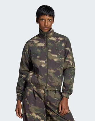 adidas Originals top da tuta ampio camouflage in night cargo / aurora coffee-Verde