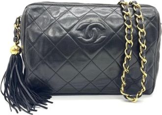 Chanel Pre-owned Cross Body Bags, female, Black, Size: ONE SIZE Pre-owned Leather shoulder-bags