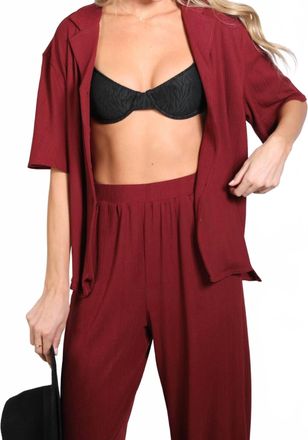 Rusty Koa Short Sleeve Top In Cranberry