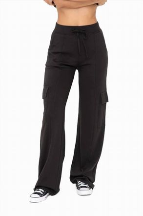 Mono B Outdoor Cargo Pant In Black