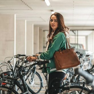 The Chesterfield Brand Hobo Bags - Barcelona Schultertasche - Gr. unisize - in Cognacbraun - für Damen