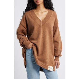 Free People Chelsea V-Neck Tunic Sweater in Muscavado at Nordstrom Rack, Size X-Small