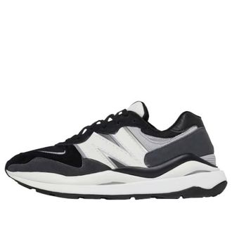 New Balance 57/40 Black White U5740FG