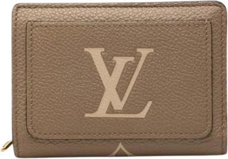 Louis Vuitton Pre-owned Wallets, female, Beige, Size: ONE SIZE Pre-owned Clea Wallet