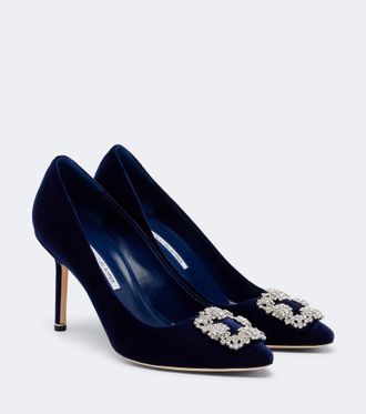 Manolo Blahnik Salones Hangisi 90 de terciopelo adornados