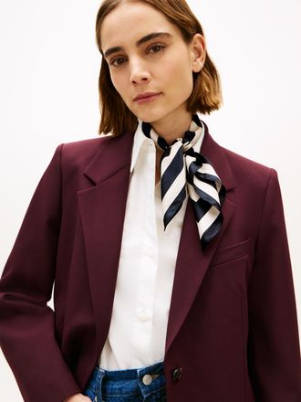Tommy Hilfiger Seidentuch TOMMY HILFIGER TH ELEVATED CHIC SILK SQUARE, Damen, space blau, Web, Seide, gemustert, Modet&uuml;cher Seidentuch, im Streifen-Look und mit Logo