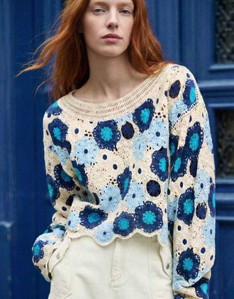 Desigual Maglione blu alluncinetto con fiori