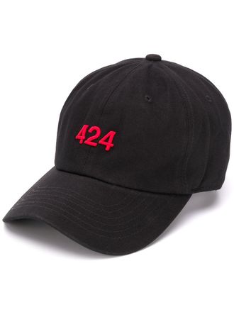 424 Pet met geborduurd logo - Zwart