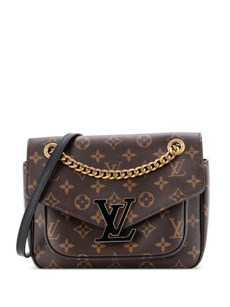 Louis Vuitton Passy Handbag Monogram Canvas crossbody bag - Nero