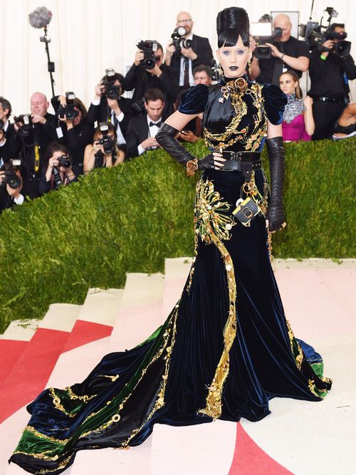 Worst Celebrity Outfits Of 2016 & The Lessons We Learned | Stylight